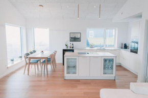2 BR for 4 guests, Modern family home in Hoyvík